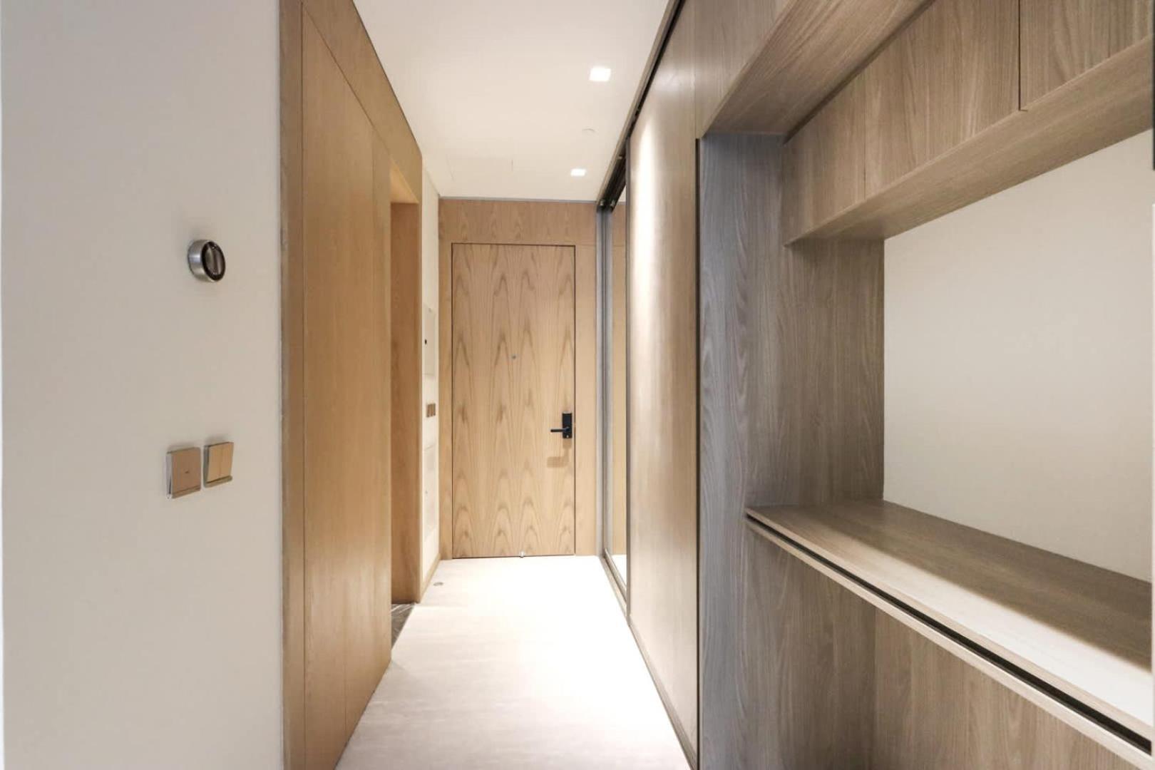 Livbnb - Stylish In Jvc, Near Parks And Shops Dubai